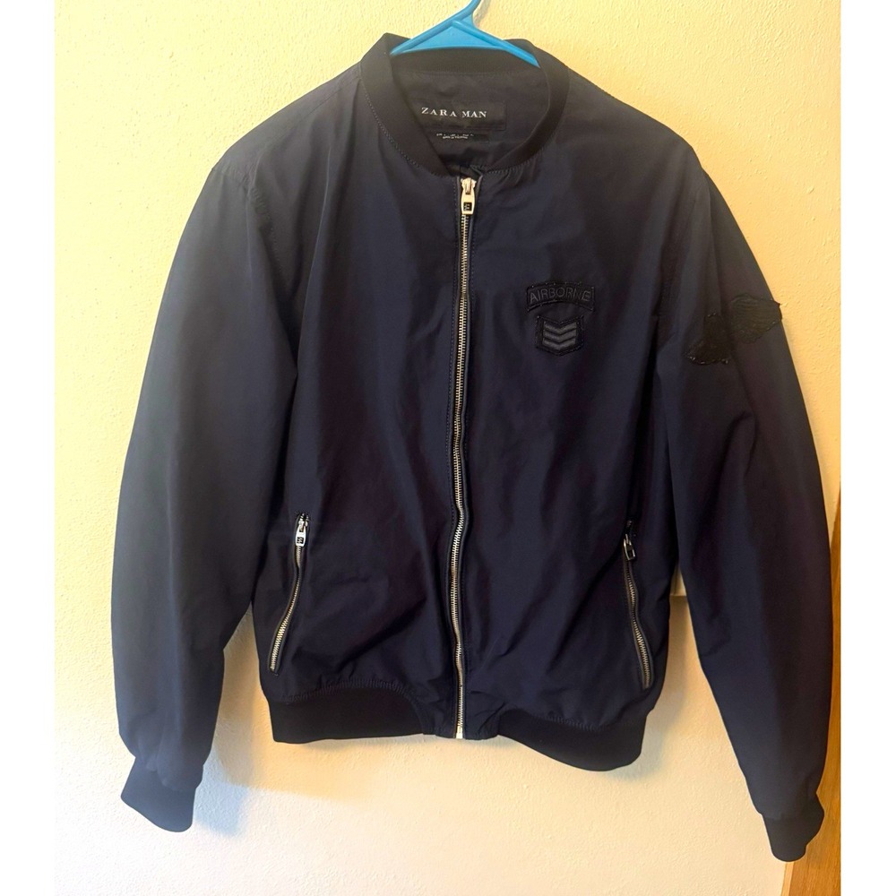 ZARA MAN Black Bomber Jacket L Full Zip Pockets Embroidered Logo Short